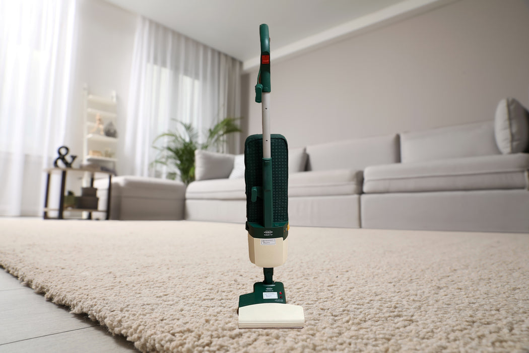 Original Vorwerk Kobold 121 inkl. Elektrobürste ET 340, Hartbodendüse und 10 Staubsaugerbeutel +Duft Renewed + generalüberholt Garantie, mit Beutel